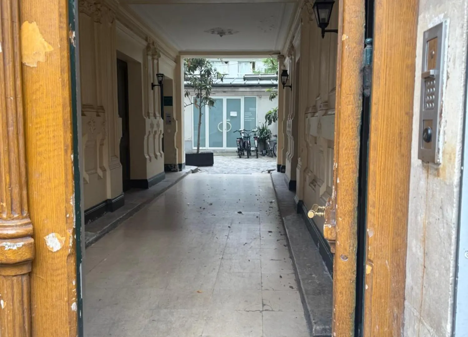 Haussmannian Elegance Close To Montmartre *